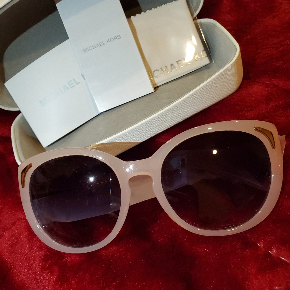 Michael Kors Sunglasses - Picture 6 of 6